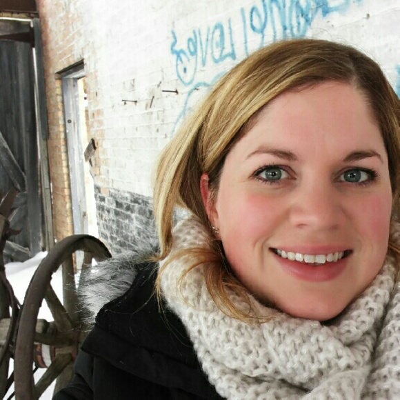 Meet your Posher, Rachel