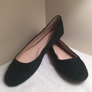 Land's End Hunter green quilted ballet flat 10