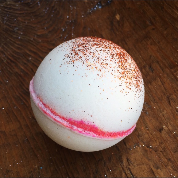 Cara Cara Bath Bomb