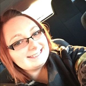 Meet your Posher, Corissa