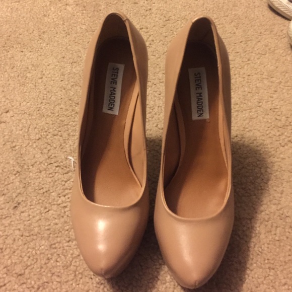Steve Madden Dejavu pumps