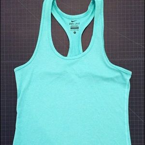 Nike tank