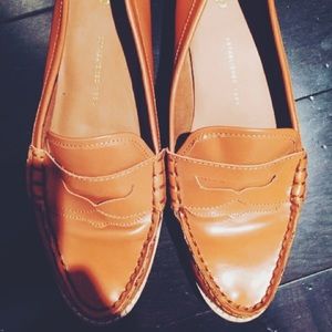 Gap loafer