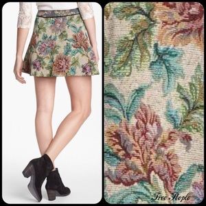 Free People floral tapestry skirt with pockets