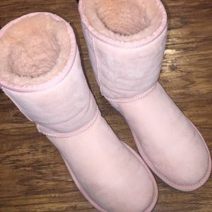 light pink UGGs