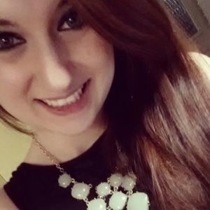 Meet your Posher, Alexandra