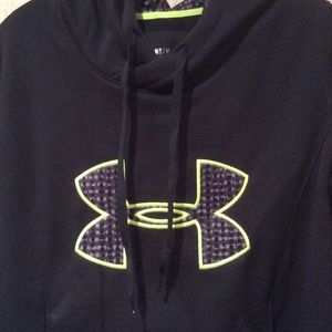 Under Armour Sweatshirt
