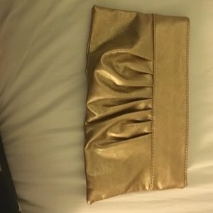 Gold clutch