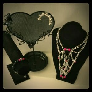 Bedazzle Pearls Spider Diva Necklace Set