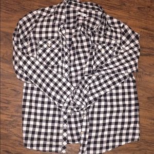 Gingham black plaid flannel button down