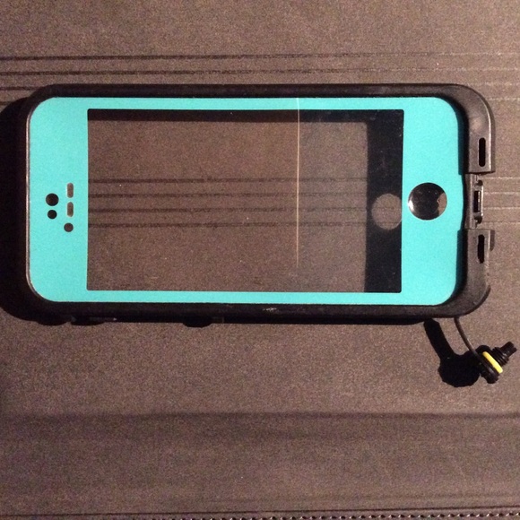 Life proof case for iPhone 5