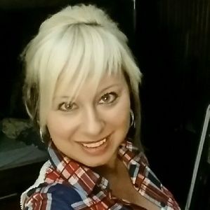 Meet your Posher, Jen