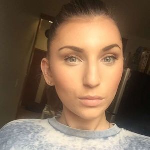 Meet your Posher, Sapier