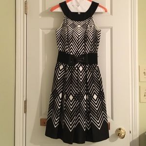 Geo print  sleeveless party dress