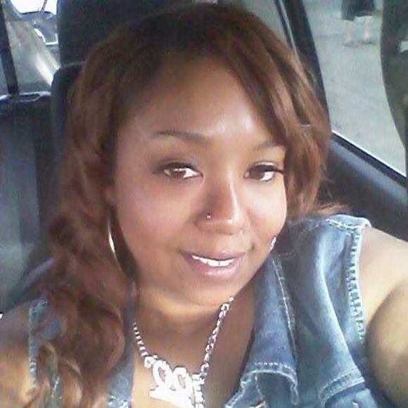 Meet your Posher, Danesha