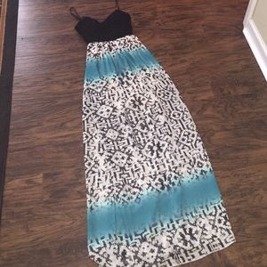 🎉LAST CHANCE BEAUTIFUL boutique open back dress