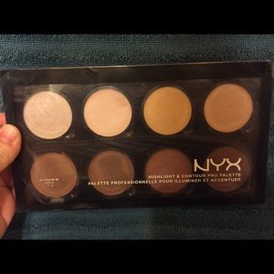 NYX Highlight & Contour Pro Palette