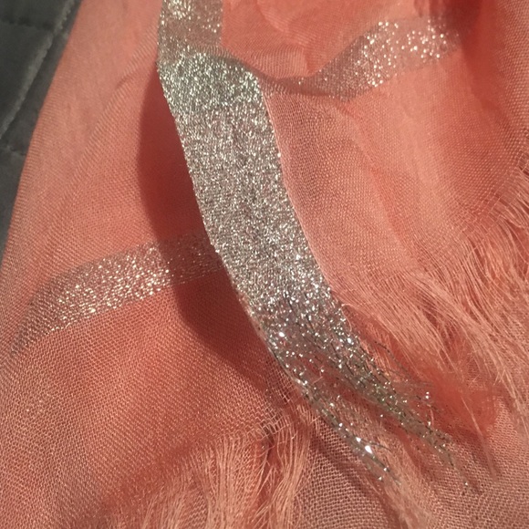 Scarf - Picture 3 of 4