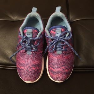 Toddler Girls NIKE ROSHE ONE