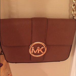 Cross body Michael Kors bag