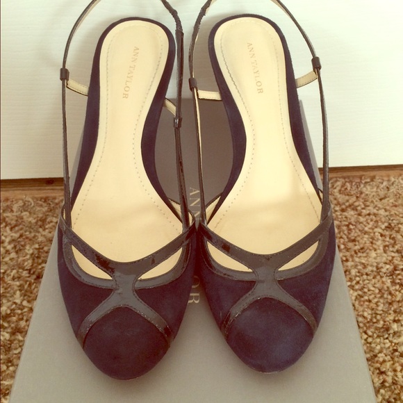 Navy suede/patent leather slingbacks