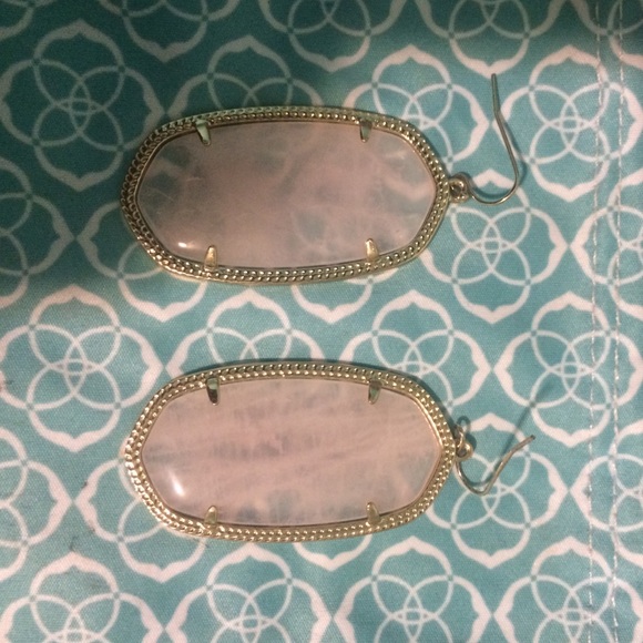 Kendra Scott -Danielle Rose Quartz earrings