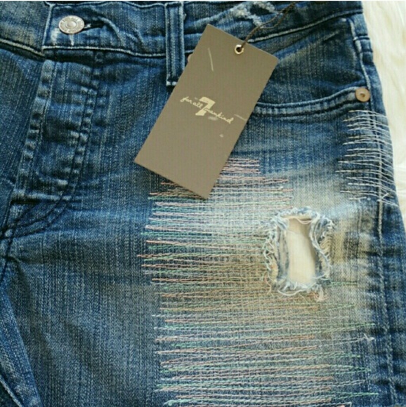 💞SALE💞 7 for all Mankind Cutoff Shorts - Picture 3 of 3