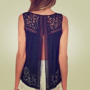 NWOT Open Back Sleeveless Vest
