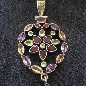 Meet your Posher, Aamena