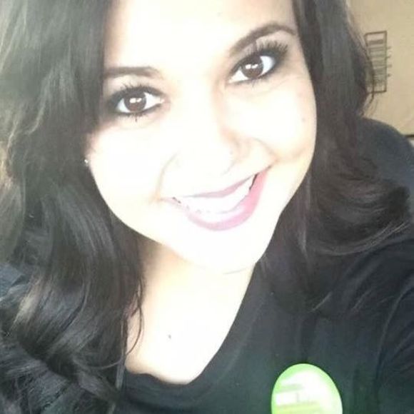 Meet your Posher, Amber - Picture 1 of 1