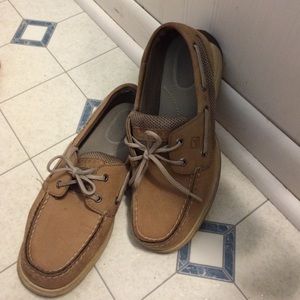 Tan womens Sperrys