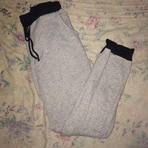 Nollie Joggers