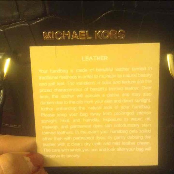 Sold - Picture 3 of 3