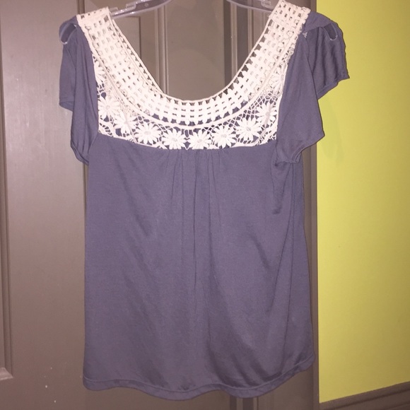 Shirt - Picture 1 of 2