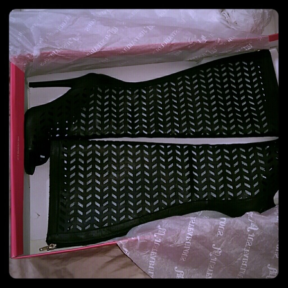 Thigh High leather cut out own toe Boots!