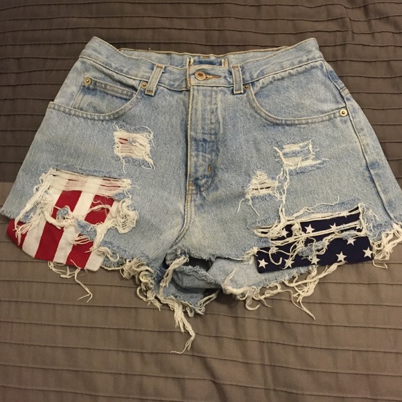 American flag shorts! MUST HAVE!