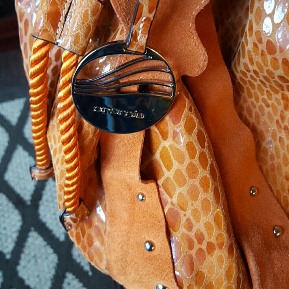 Purse - Picture 2 of 3