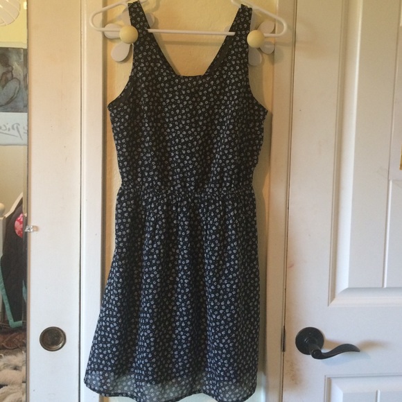 Divided HM Black Floral Short Dress