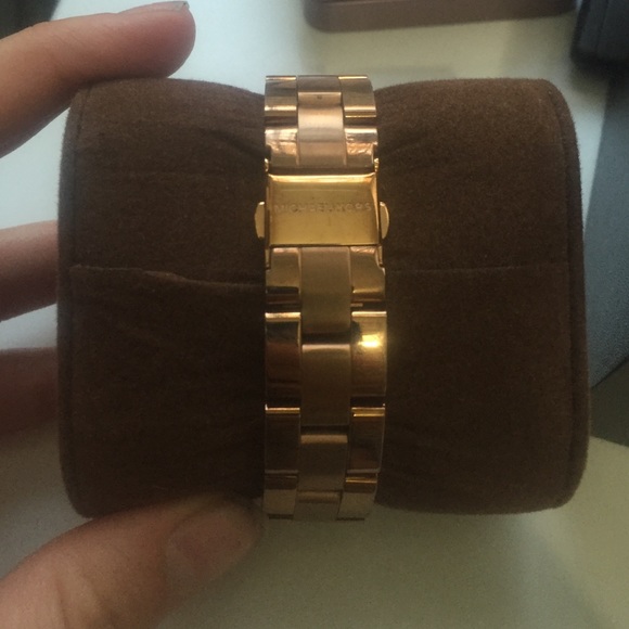 ADDITIONAL PHOTOS: Michael Kors M5403 - Picture 2 of 4