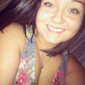 Meet your Posher, Deana