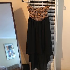 Tan and black dress. Size small.