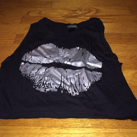 Lips shirt - Picture 1 of 1