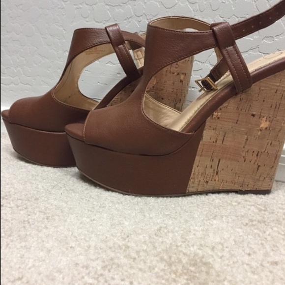 Jessica Simpson Wedges