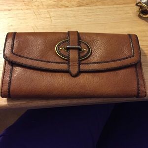 fossil brown leather wallet