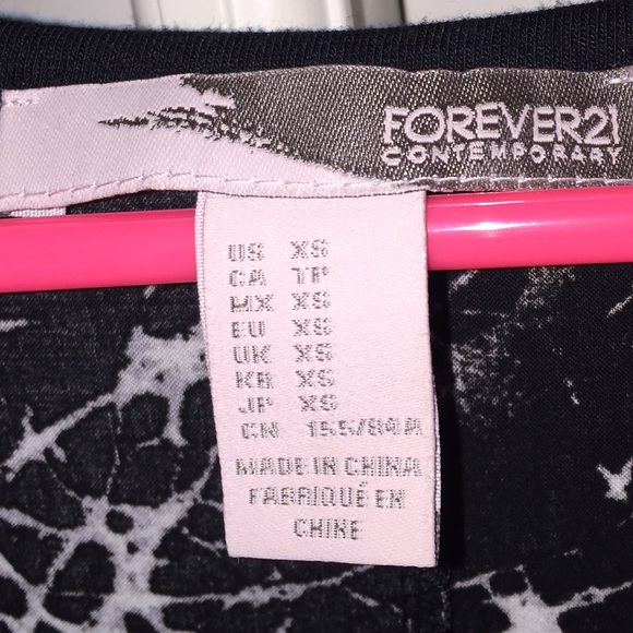 Forever 21 Flowy Graphic Shirt - Picture 3 of 3