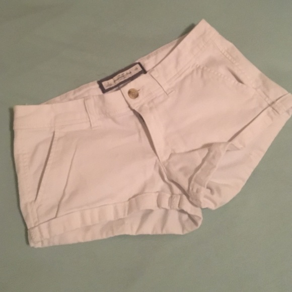Abercrombie and Fitch white shorts!