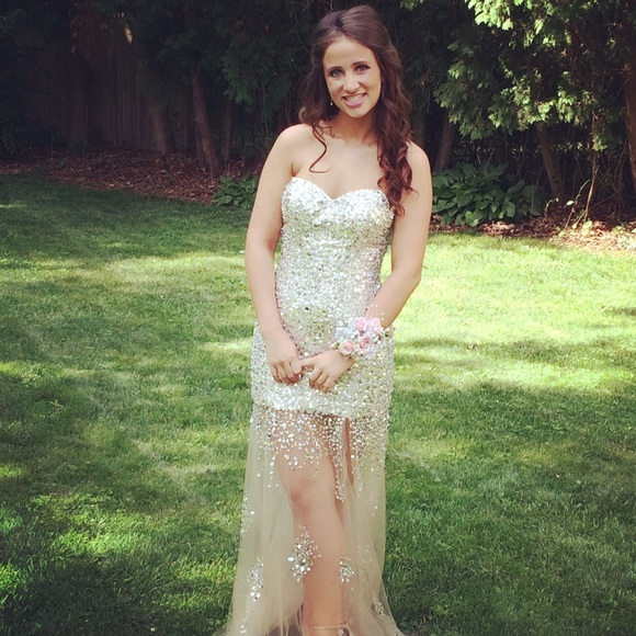 Meet your Posher, Allie - Picture 1 of 1