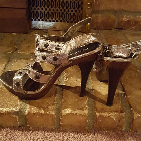 Nwot heels - Picture 3 of 3