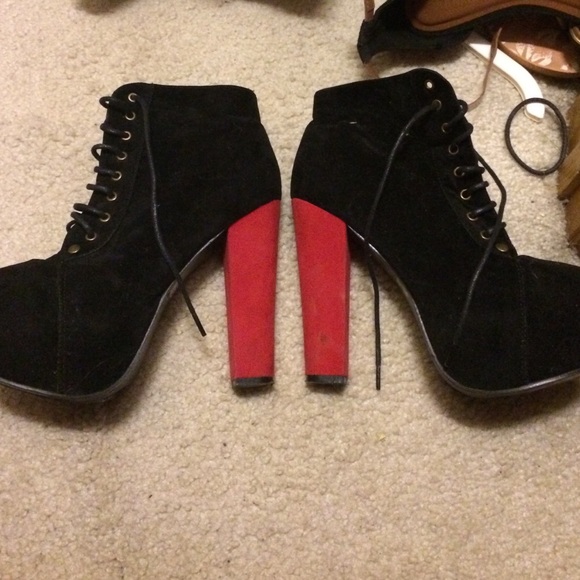 UrbanOG lace up platform booties - Picture 2 of 2