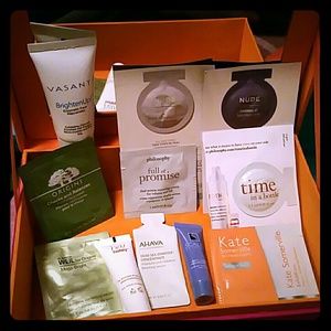 Skincare sample set!!